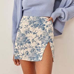 NWOT Reformation Margot Skirt in Pompadour